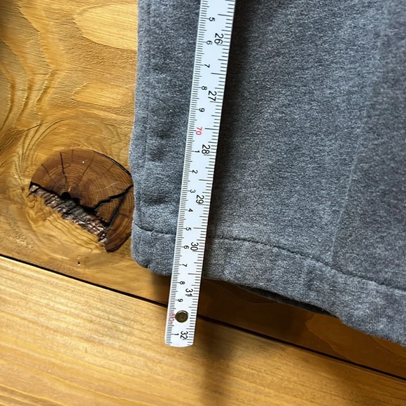 Nike Men’s Sweatpants  Lg Gray Swoosh Sportswear Drawstring Embroidered pockets - Picture 3 of 9